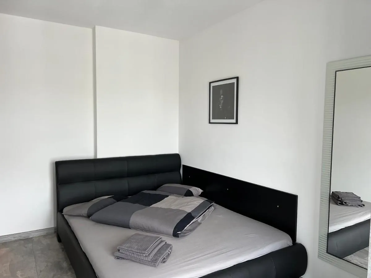 Marvelous 4 Room Penthouse Rooftop Terrace W14+W15 Bukarest 0*,  Rumänien